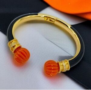 Luxury 18k Gold Plated High-End Designer Onyx Enamel Coral Melonball Bracelet